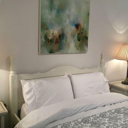 Beautiful 1Br Apartment In Historic St Aubin House Luaran gambar