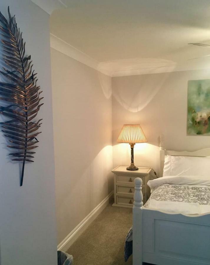 Beautiful 1Br Apartment In Historic St Aubin House Luaran gambar