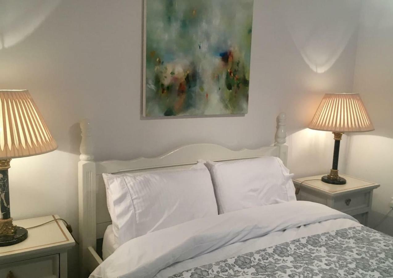 Beautiful 1Br Apartment In Historic St Aubin House Luaran gambar