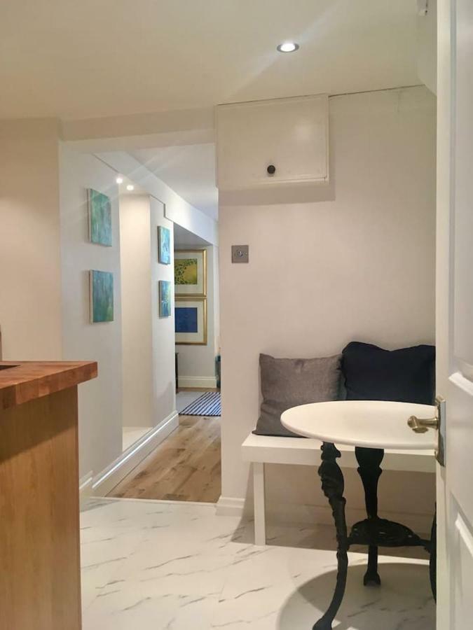 Beautiful 1Br Apartment In Historic St Aubin House Luaran gambar