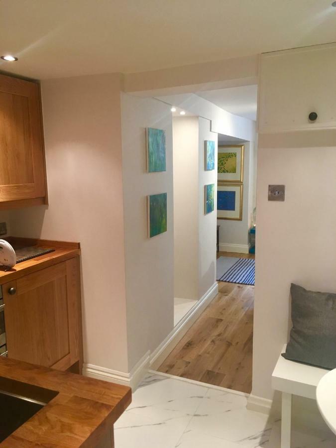 Beautiful 1Br Apartment In Historic St Aubin House Luaran gambar