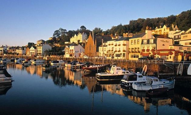 Beautiful 1Br Apartment In Historic St Aubin House Luaran gambar