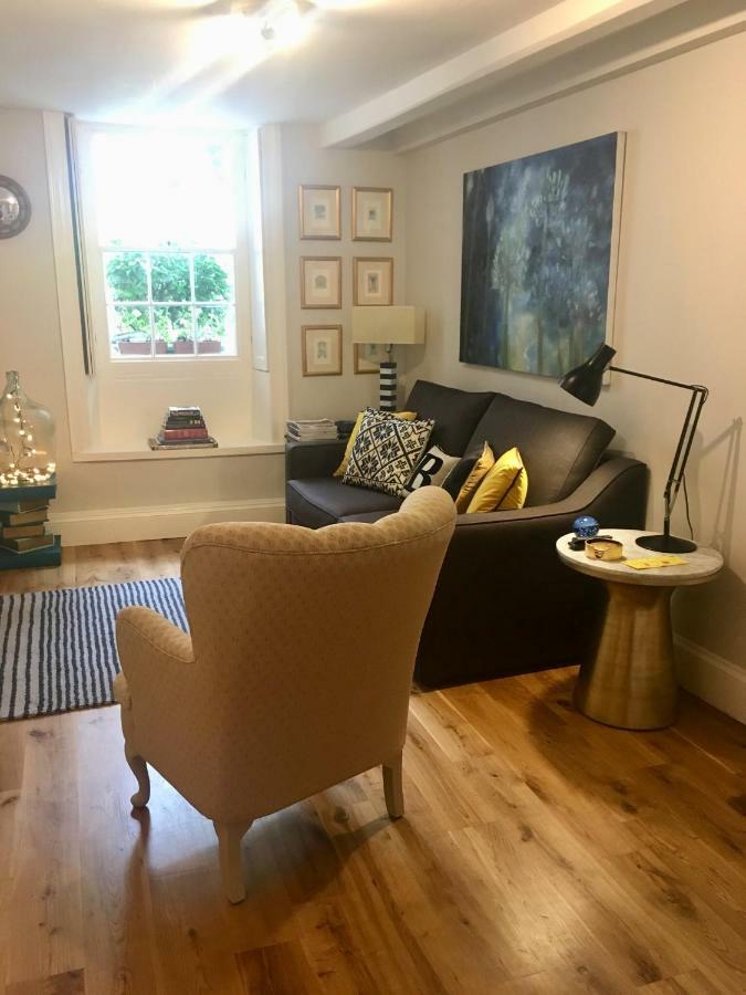 Beautiful 1Br Apartment In Historic St Aubin House Luaran gambar